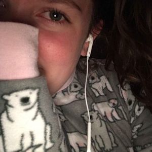 Meet your Posher, Lucy